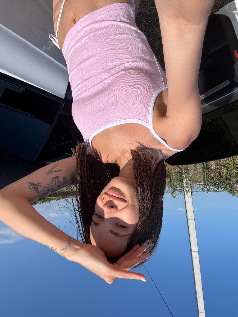 Sexy model Tina in Kuala Lumpur